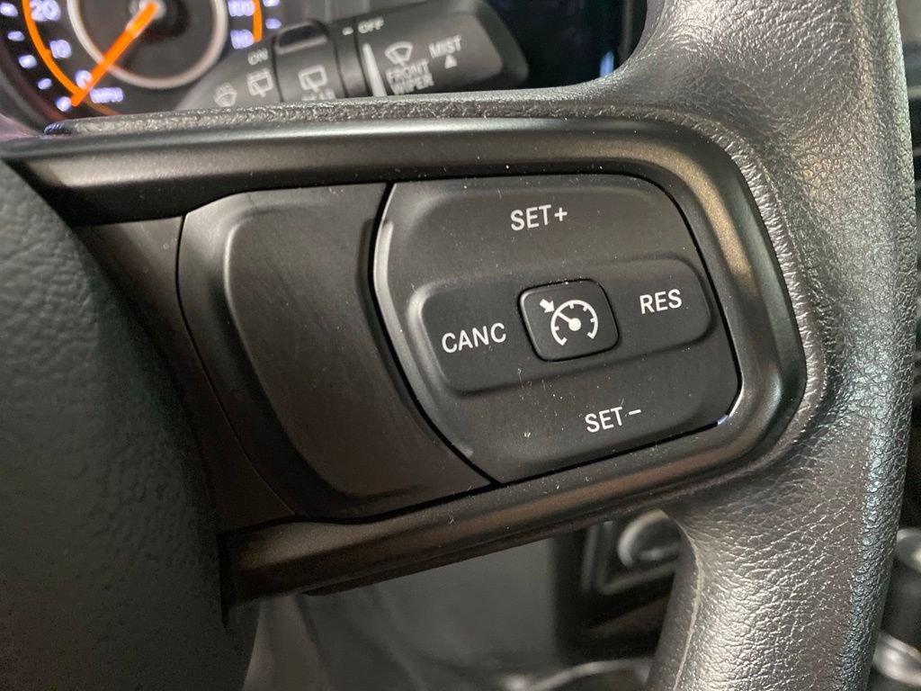 Used 2025 Jeep Wrangler Sport AWD/4WD image 32