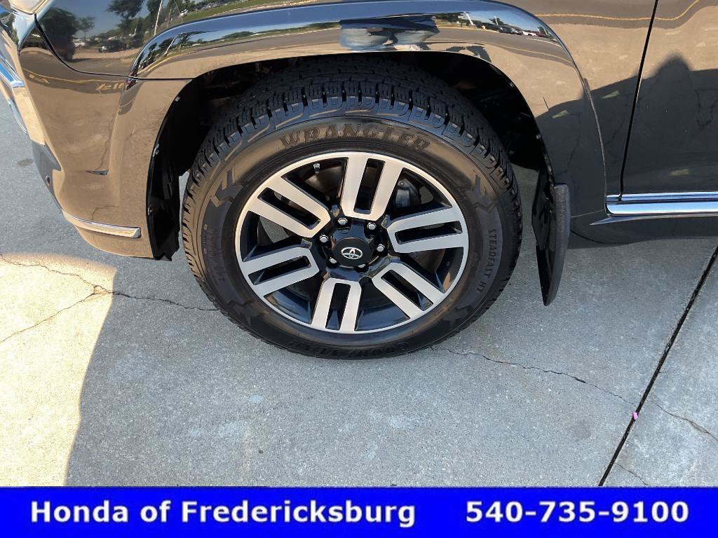 Used 2018 Toyota 4Runner Limited AWD/4WD image 9