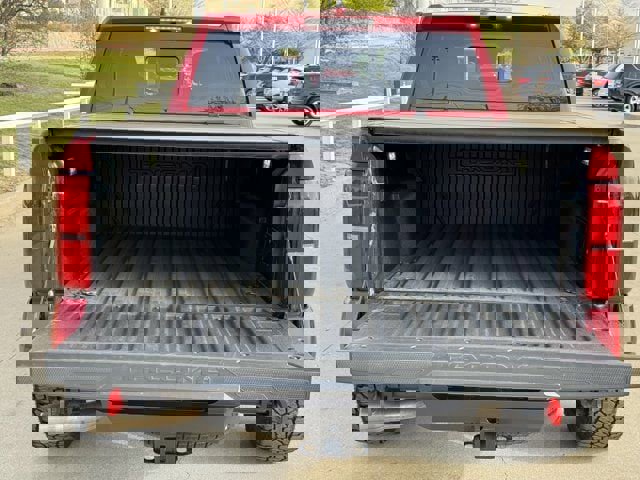 Used 2025 Toyota Tacoma TRD Off-Road w/ TRD Off Road Upgrade Package image 30