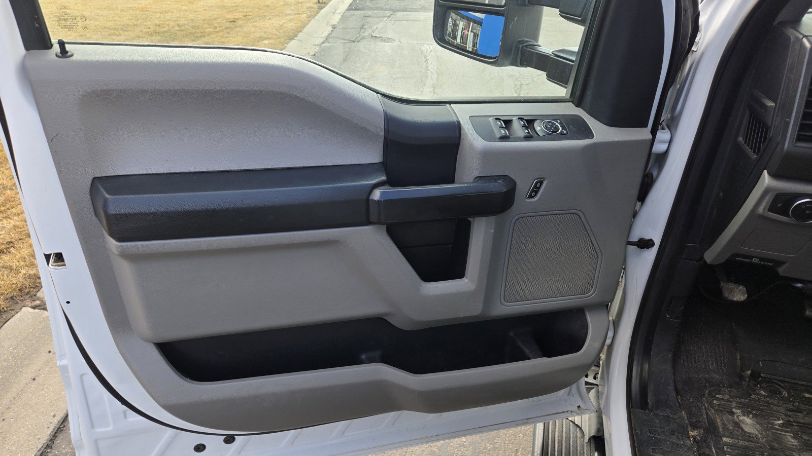 Used 2018 Ford F350 XL w/ Power Equipment Group image 13