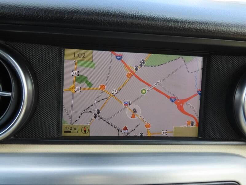 Used 2012 Mercedes-Benz SLK 350 image 21