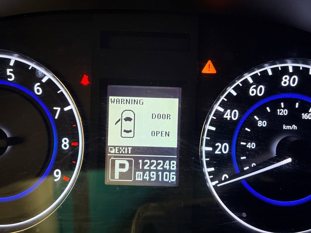 Used 2011 INFINITI G37 x Sedan w/ Premium Pkg AWD/4WD image 14