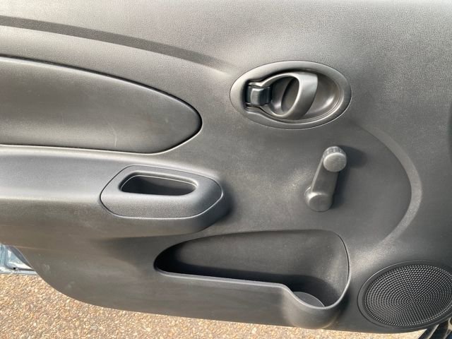 Used 2015 Nissan Versa S Plus image 14