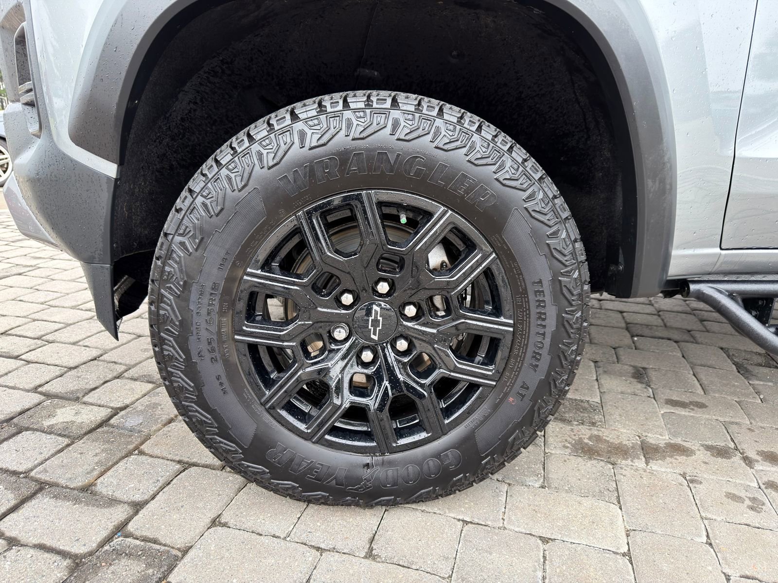 Used 2024 Chevrolet Colorado Trail Boss w/ Advanced Trailering Package image 13