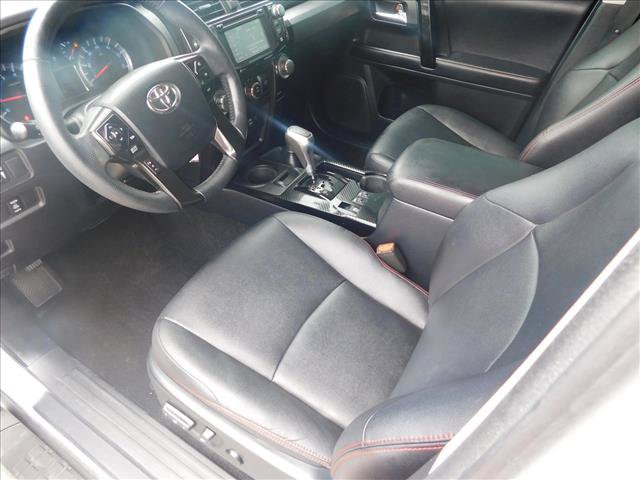 Used 2017 Toyota 4Runner TRD Off-Road Premium AWD/4WD image 16