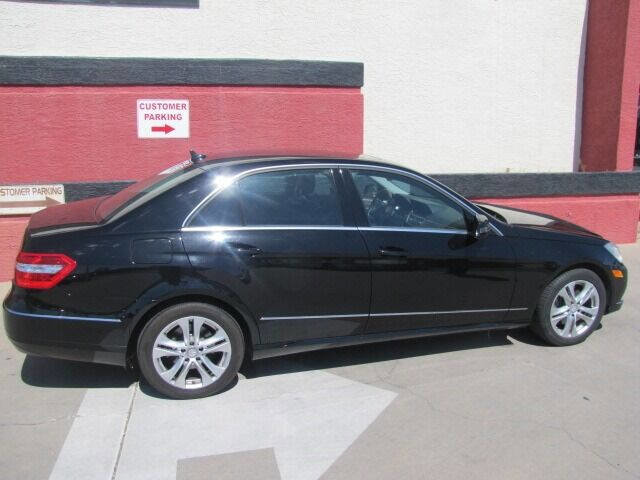 Used 2011 Mercedes-Benz E 350 Sedan image 1