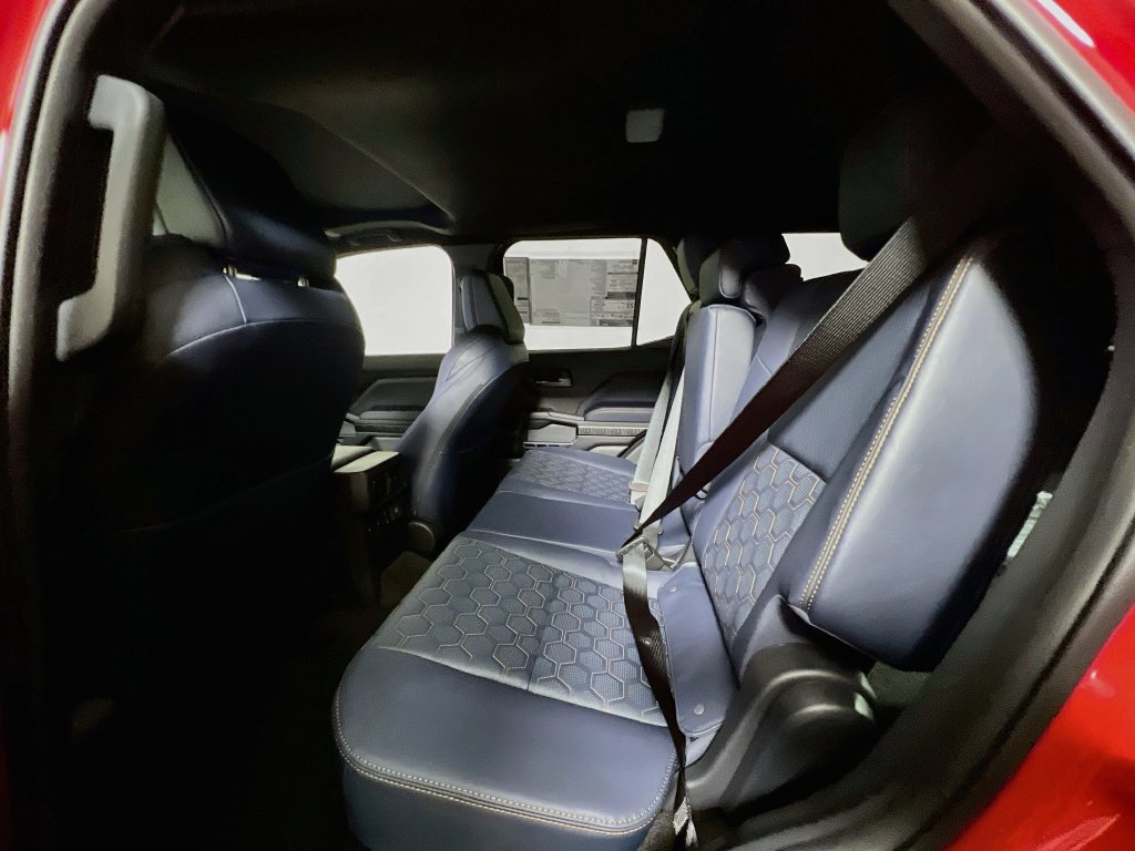 New 2026 Toyota 4Runner Platinum AWD/4WD image 25