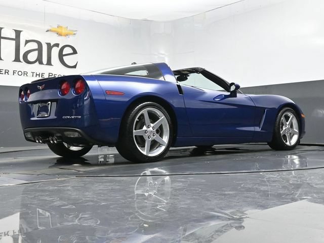 Used 2005 Chevrolet Corvette Coupe w/ Preferred Equipment Group RWD image 33