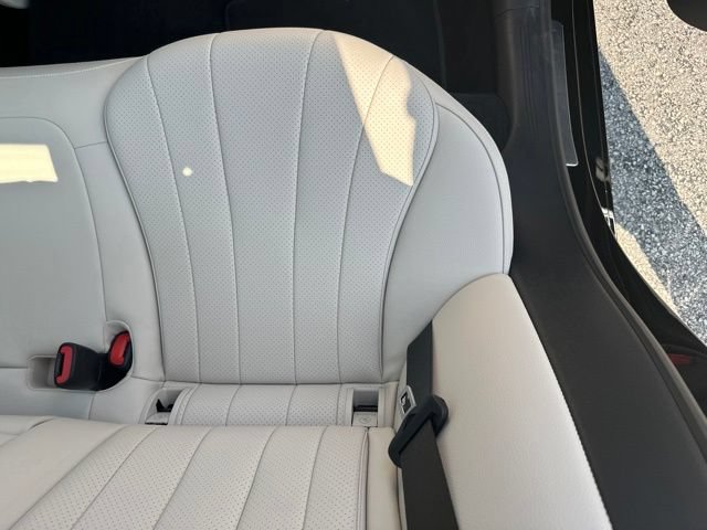 Used 2026 Mercedes-Benz E 350 Sedan image 32