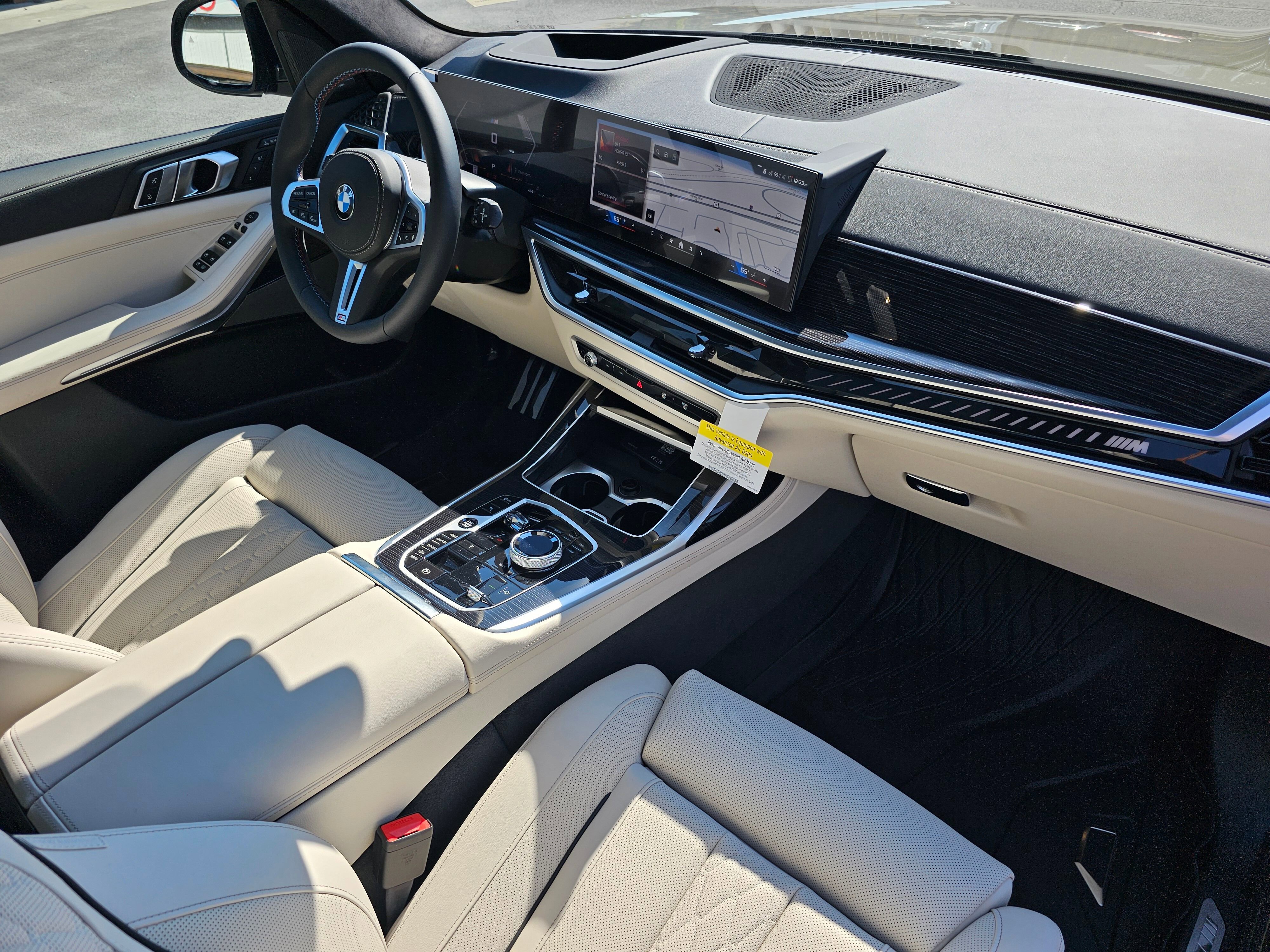 New 2026 BMW X7 M60i image 15