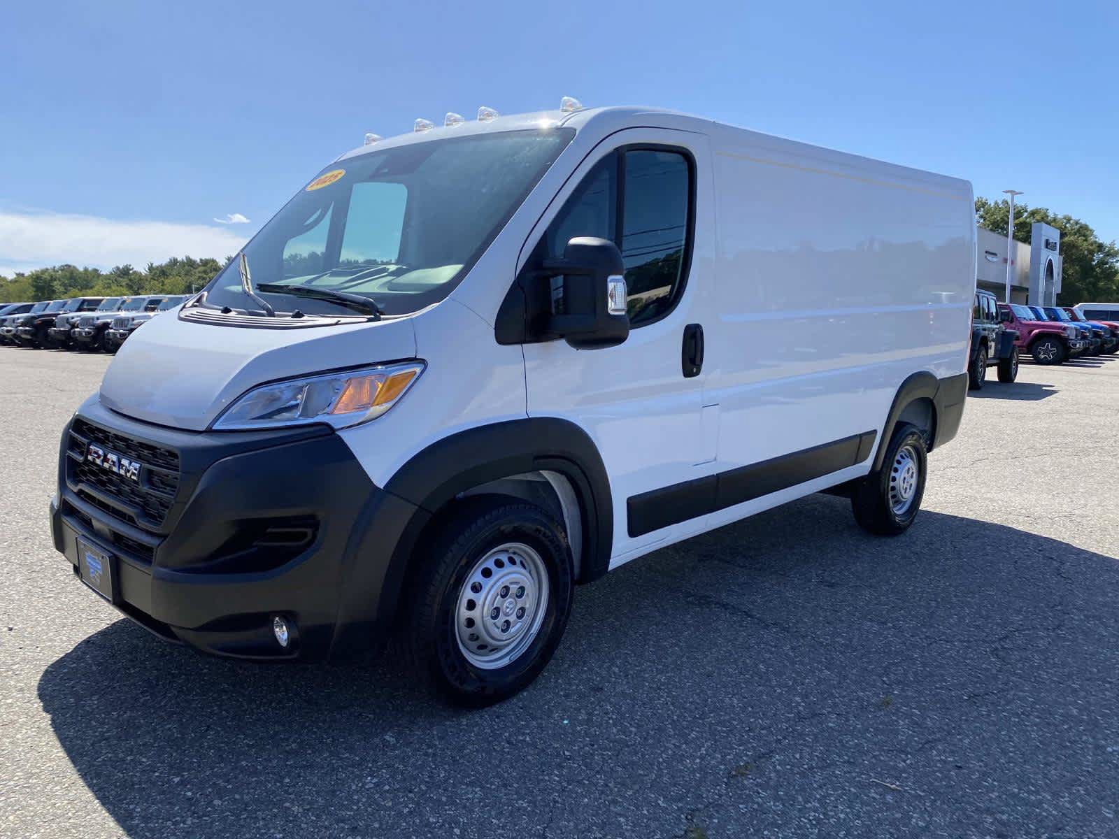 Used 2025 RAM ProMaster 1500 w/ Convenience Group FWD image 8
