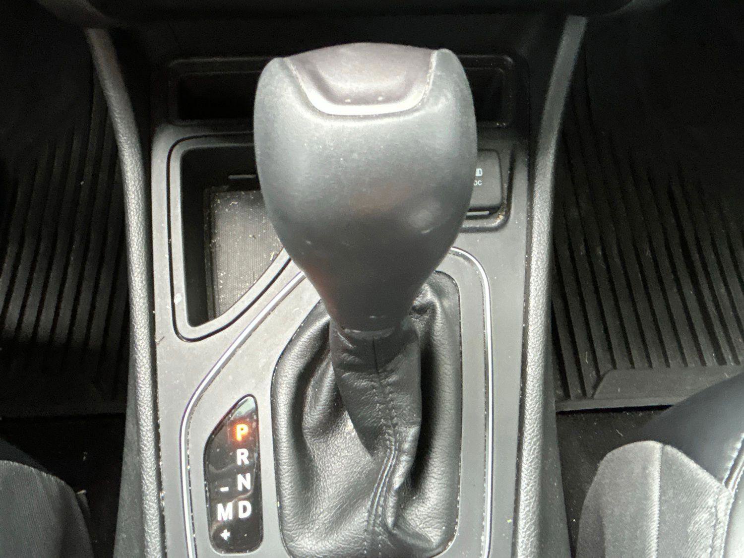 Certified 2021 Jeep Cherokee Latitude Lux w/ Comfort/Convenience Group FWD image 18