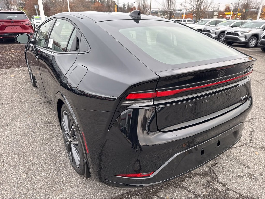 New 2026 Toyota Prius XLE image 18