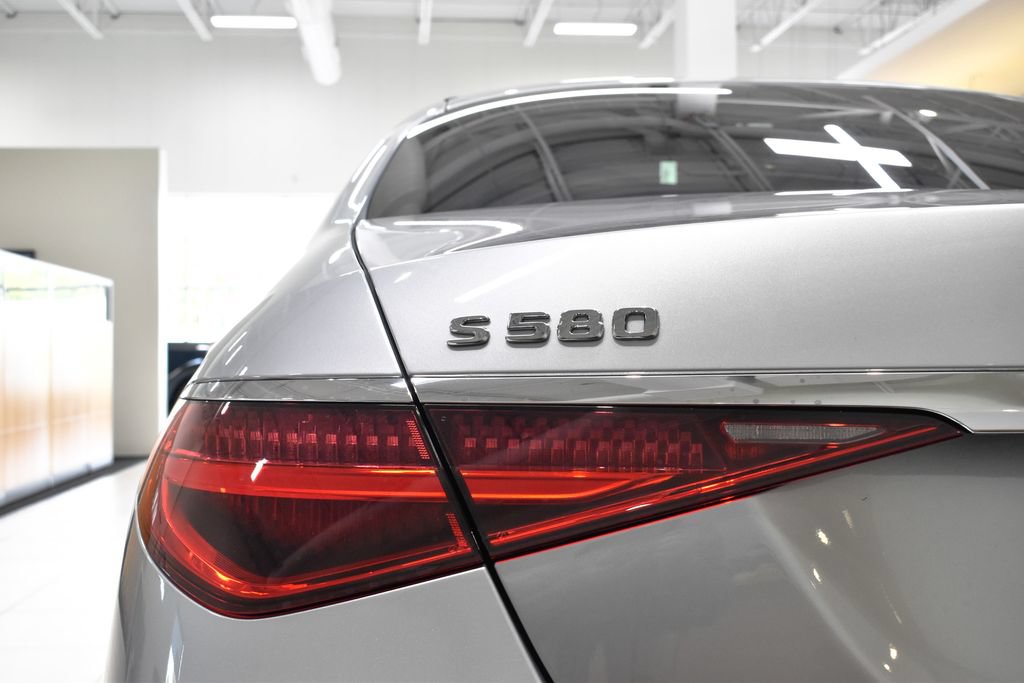 Used 2021 Mercedes-Benz S 580 4MATIC Sedan image 14