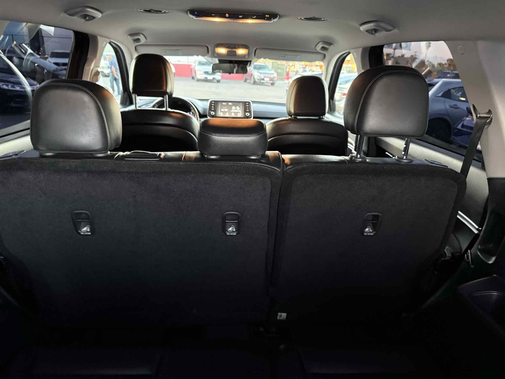 Used 2020 Kia Telluride LX image 90