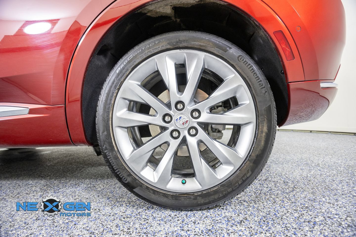 Used 2022 Buick Envision Avenir w/ Technology Package II FWD image 50