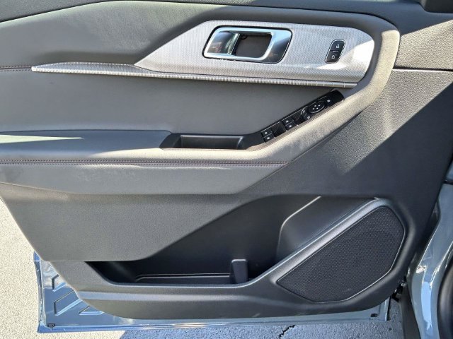 New 2027 Ford Explorer Active RWD image 17