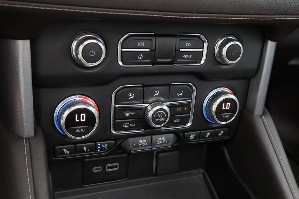 Certified 2024 GMC Yukon XL SLT w/ SLT Premium Package image 18