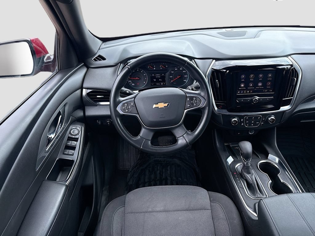 Used 2023 Chevrolet Traverse LT FWD image 20