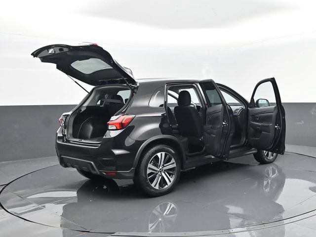 Used 2025 Mitsubishi Outlander Sport ES AWD/4WD image 28