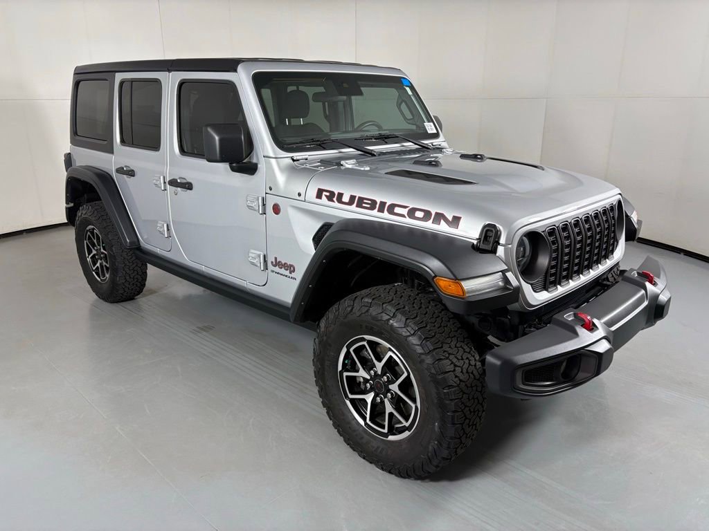 Used 2024 Jeep Wrangler Unlimited Rubicon AWD/4WD image 2