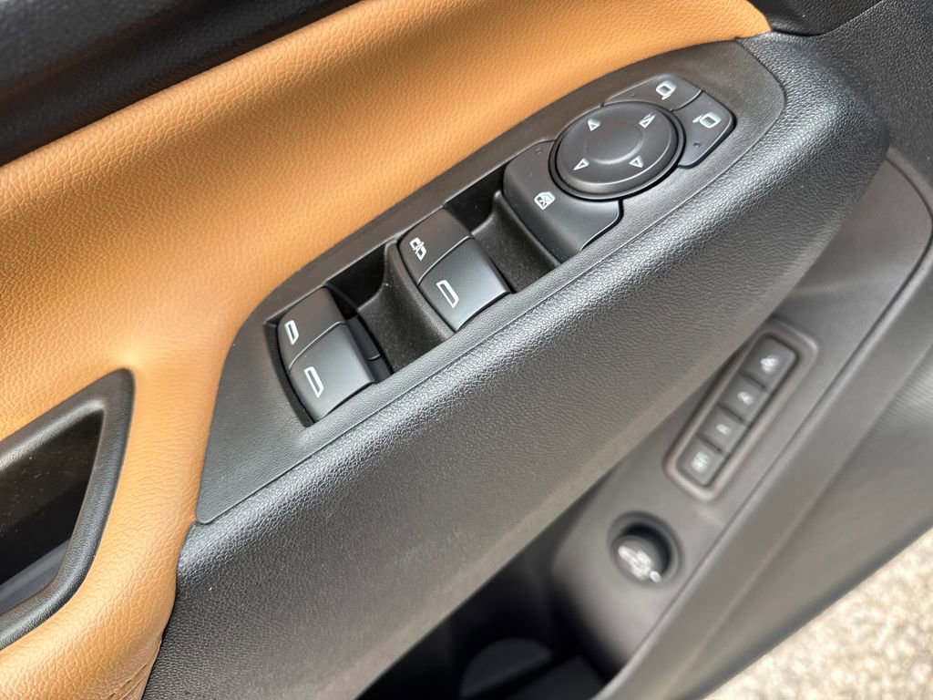 Used 2021 Chevrolet Equinox Premier image 14