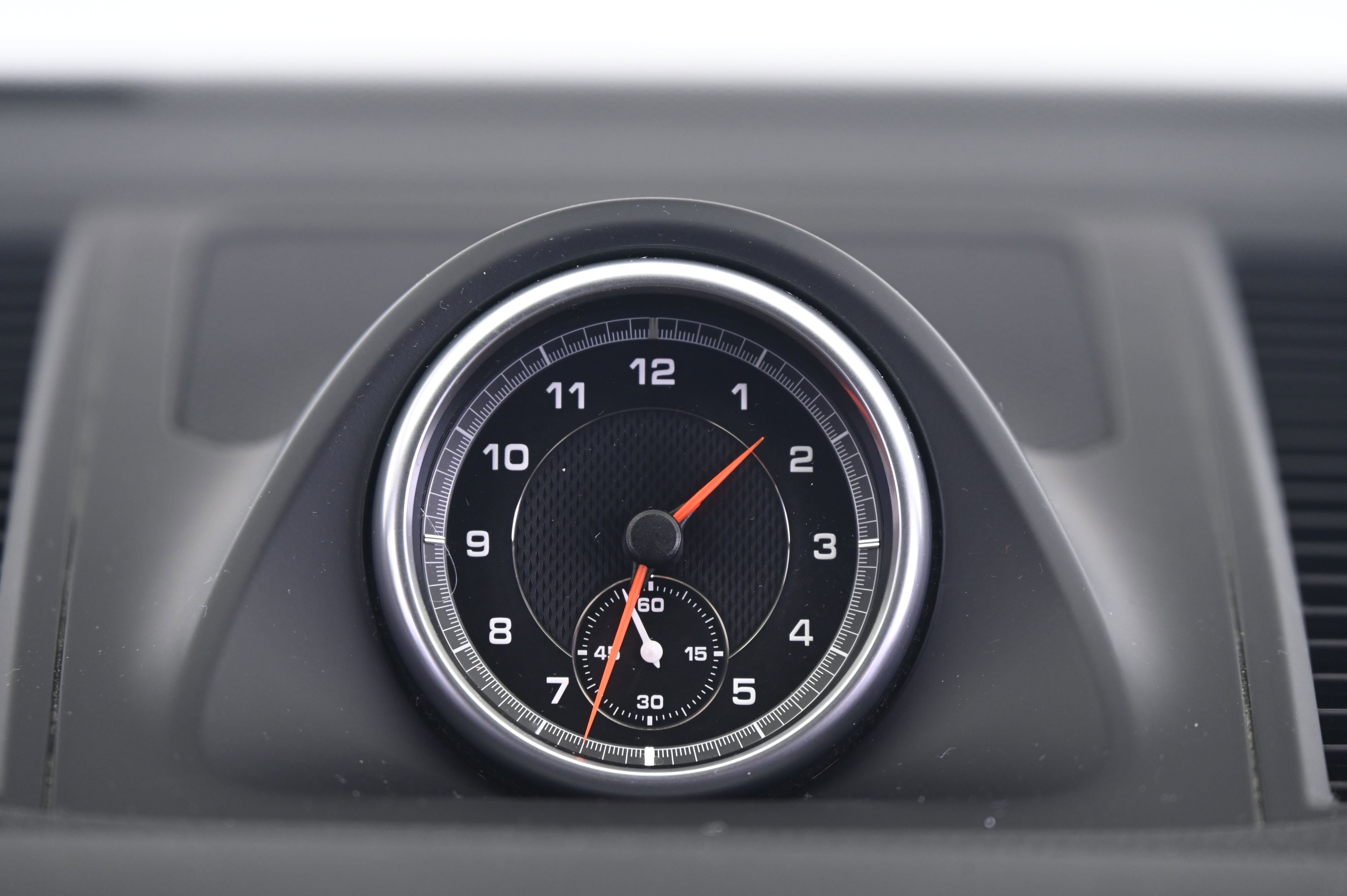 Used 2019 Porsche Macan image 32