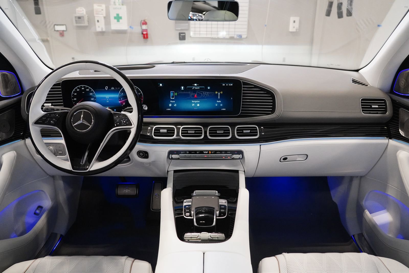 New 2026 Mercedes-Benz Maybach GLS 600 4MATIC image 17