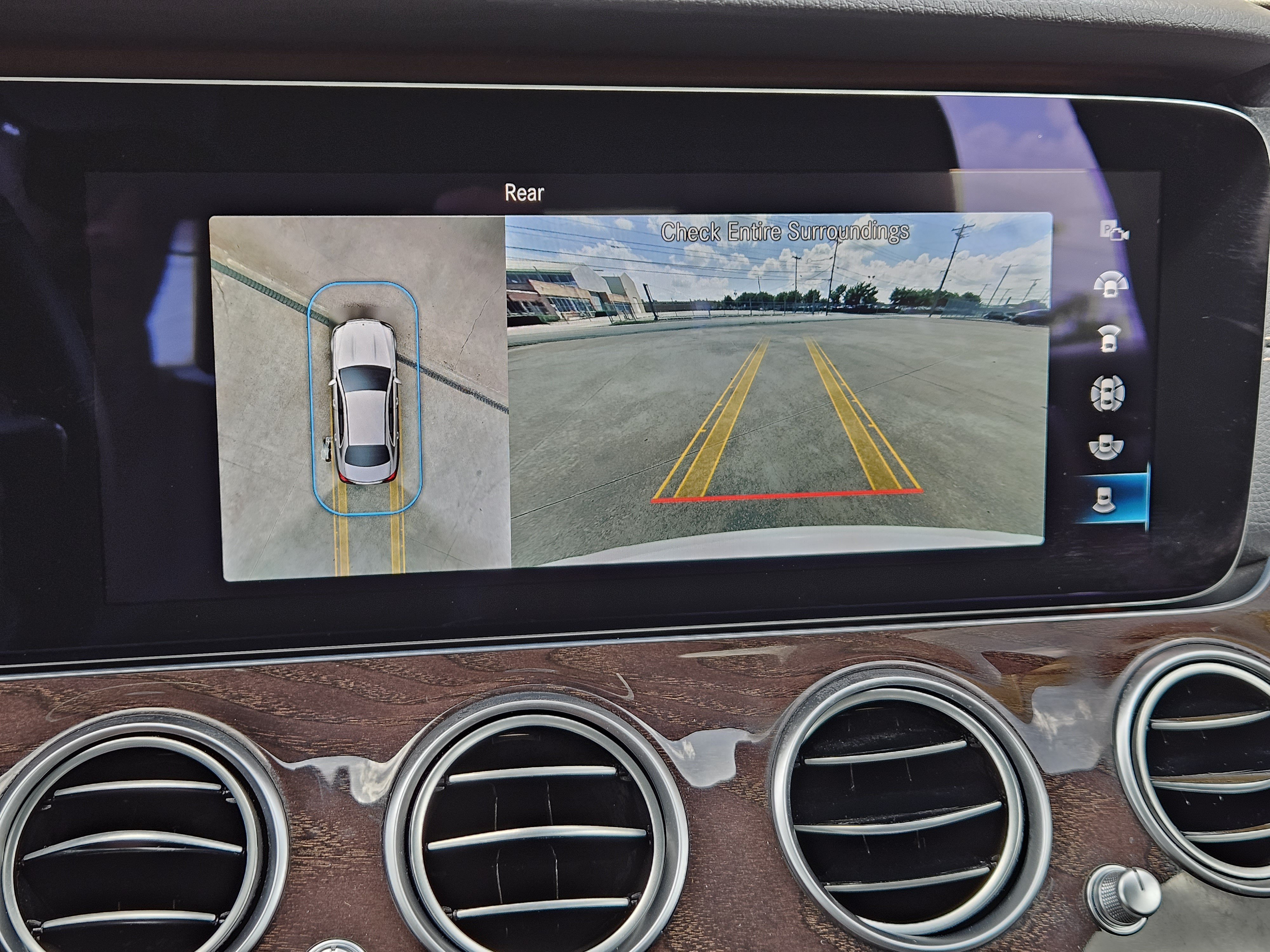 Used 2021 Mercedes-Benz E 350 Sedan image 19