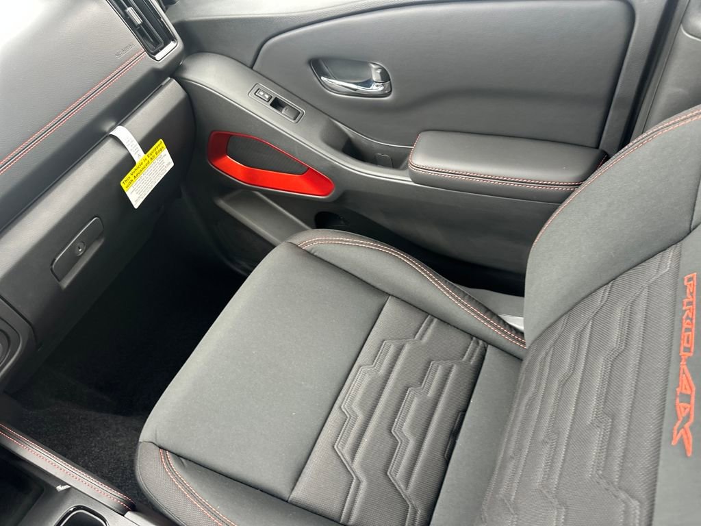 New 2025 Nissan Frontier PRO-4X image 26