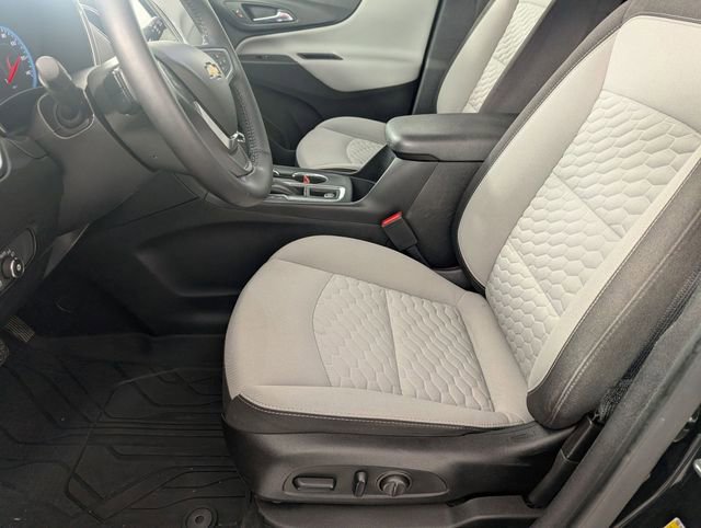 Used 2018 Chevrolet Equinox LT image 13