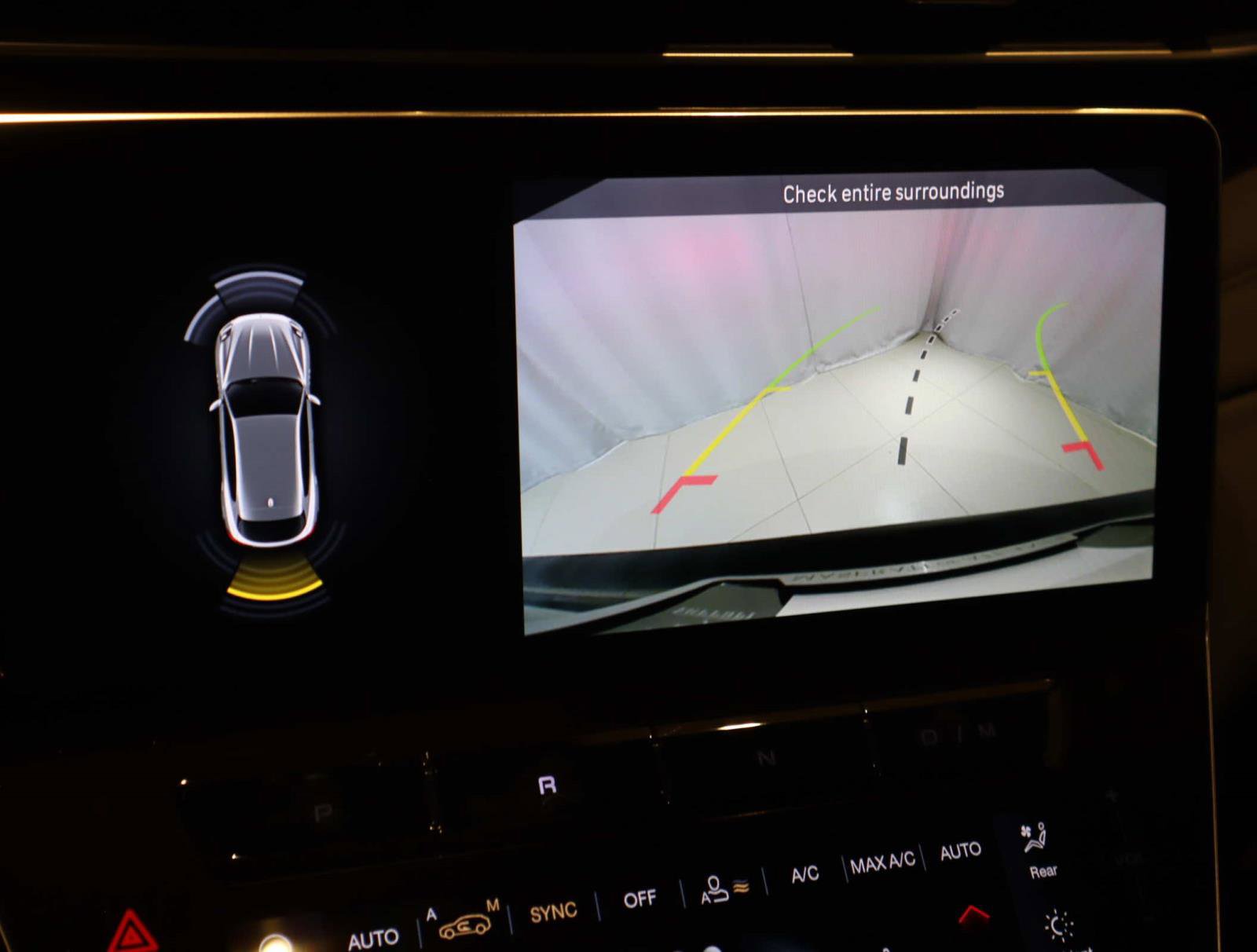 New 2025 Maserati Grecale Modena image 37