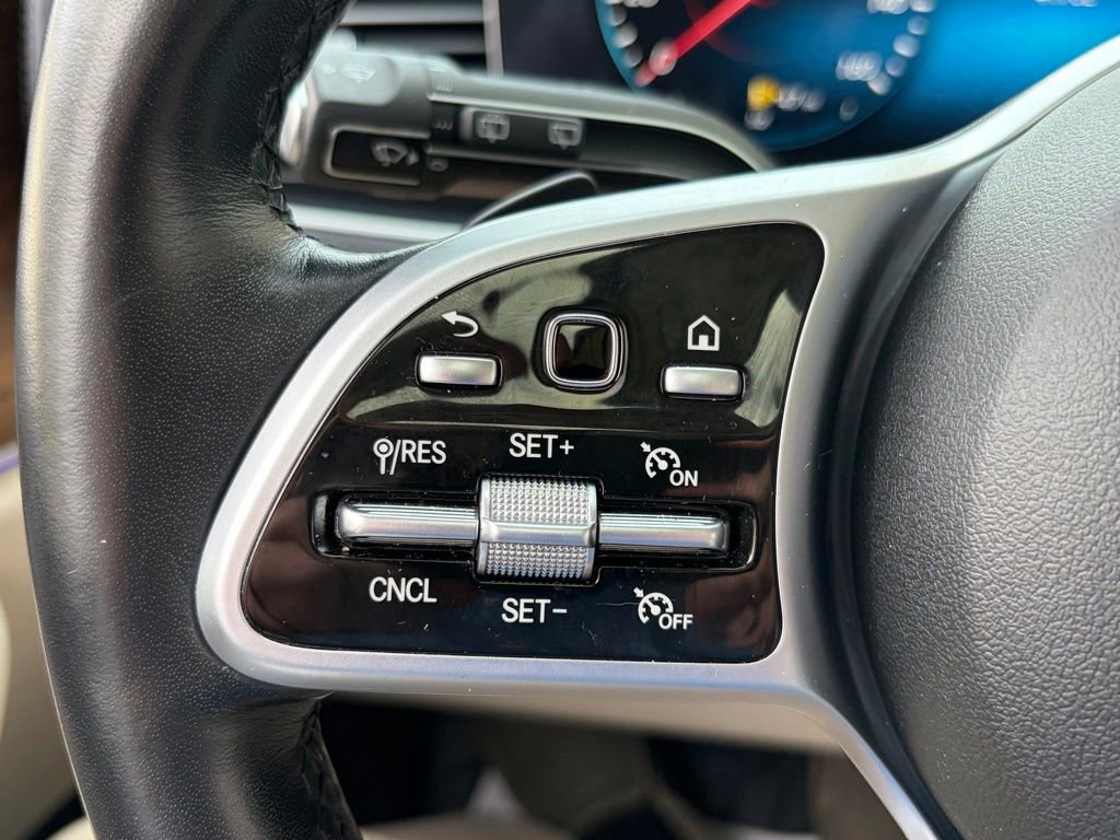 Used 2022 Mercedes-Benz GLS 450 4MATIC w/ Warmth & Comfort Package image 12