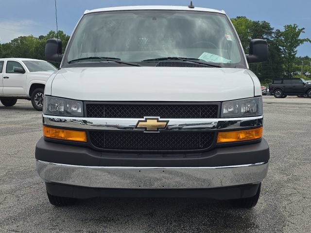 Used 2025 Chevrolet Express 2500 w/ Driver Convenience Package RWD image 8