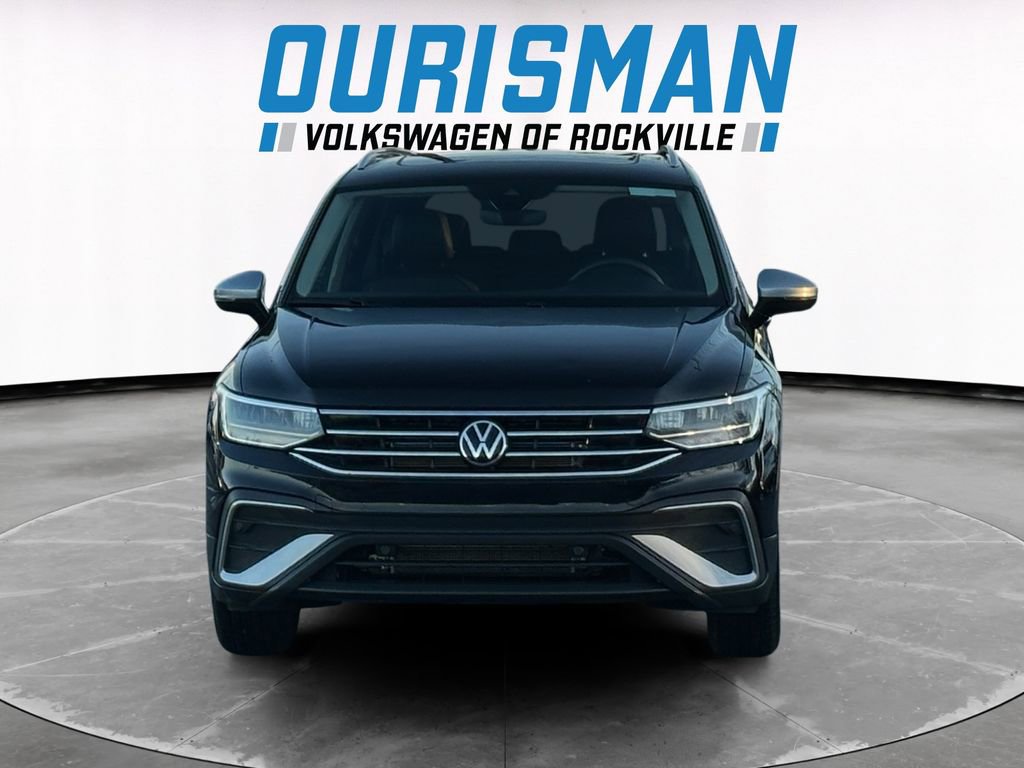 Used 2024 Volkswagen Tiguan Wolfsburg Edition image 8