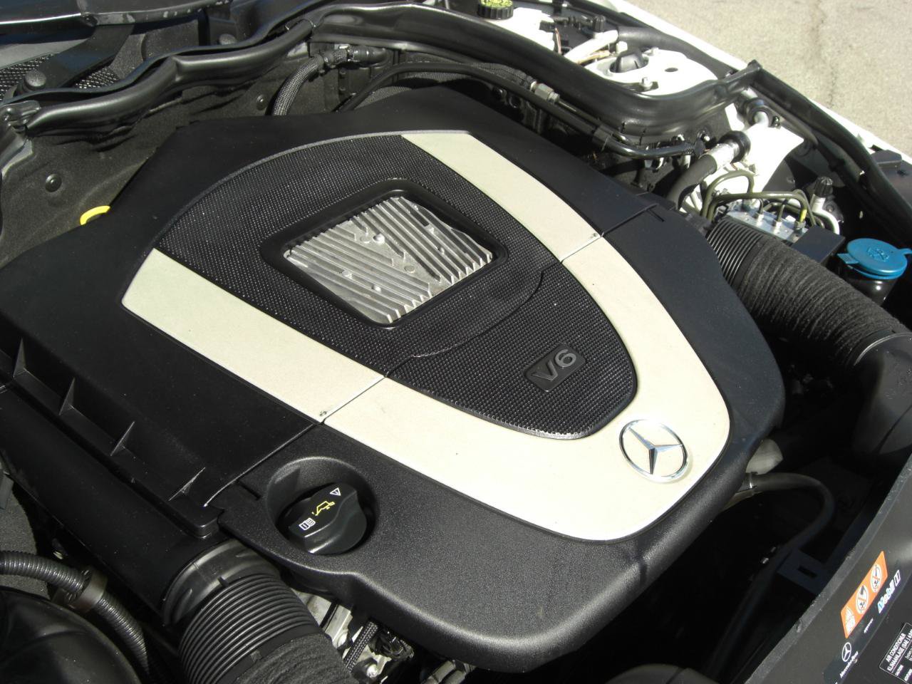 Used 2008 Mercedes-Benz C 300 Sedan image 20