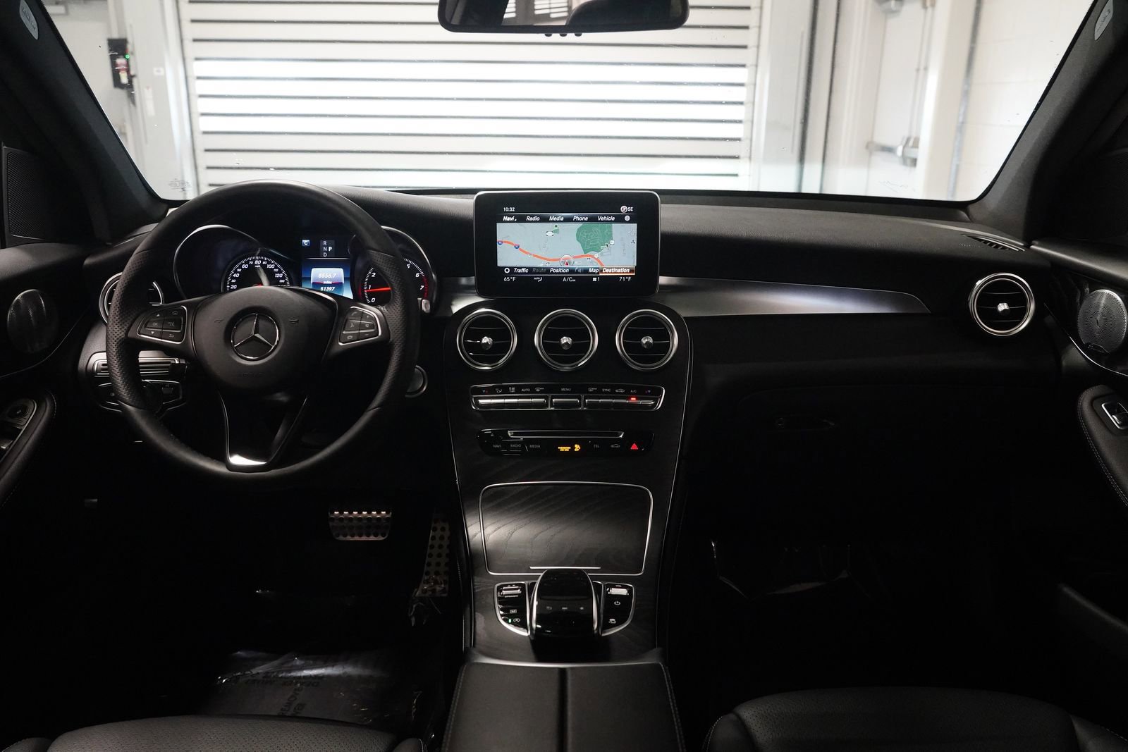 Used 2018 Mercedes-Benz GLC 300 4MATIC image 14