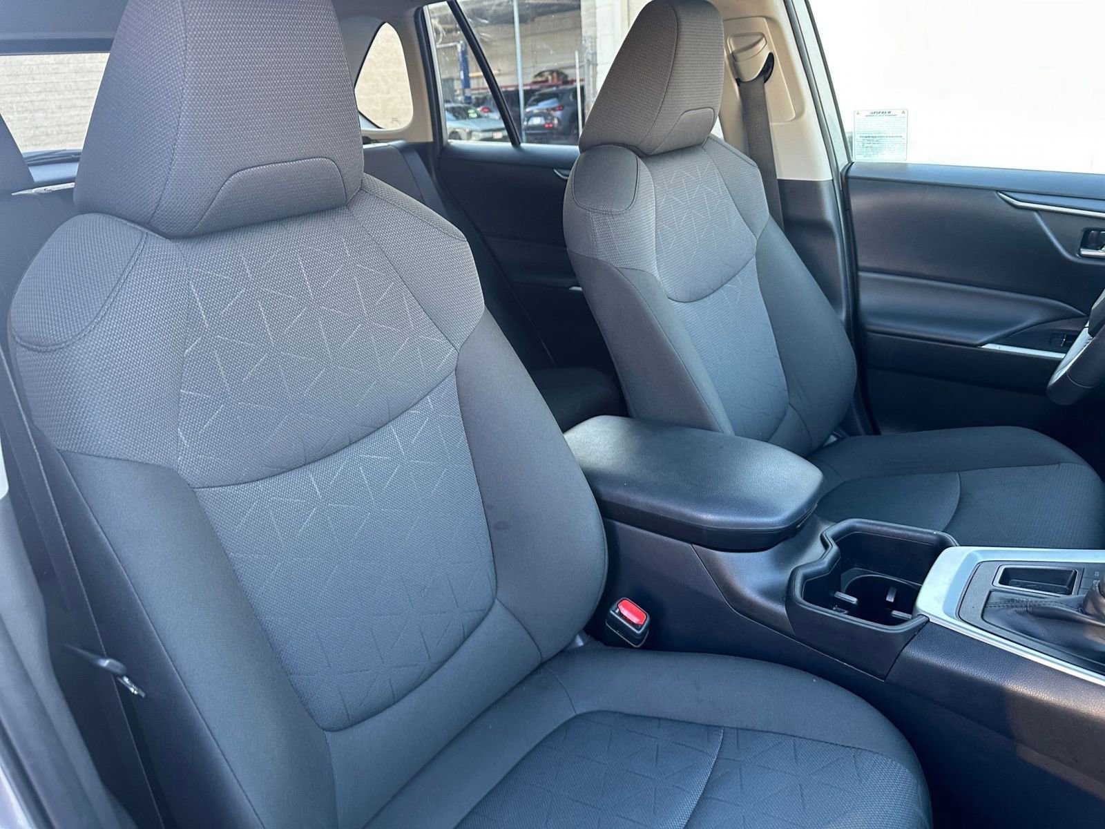 Used 2025 Toyota RAV4 XLE w/ Weather Package image 36