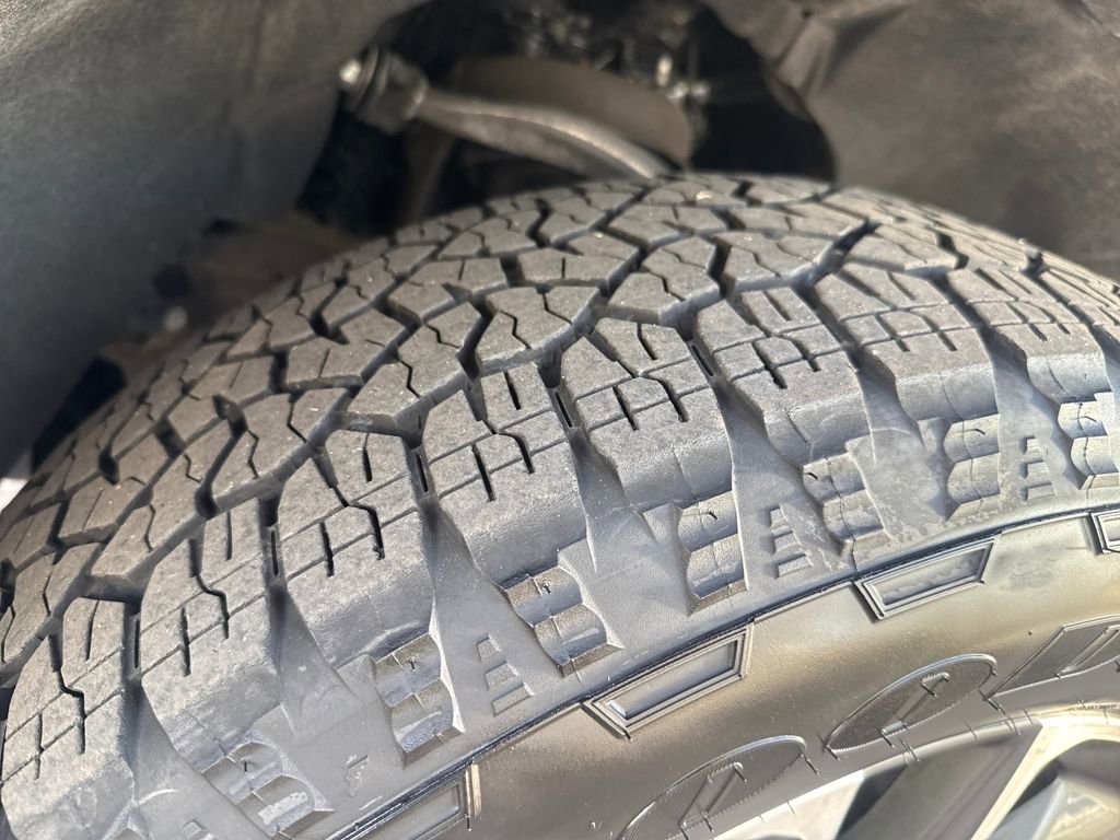 Used 2024 Chevrolet Silverado 1500 LT image 27