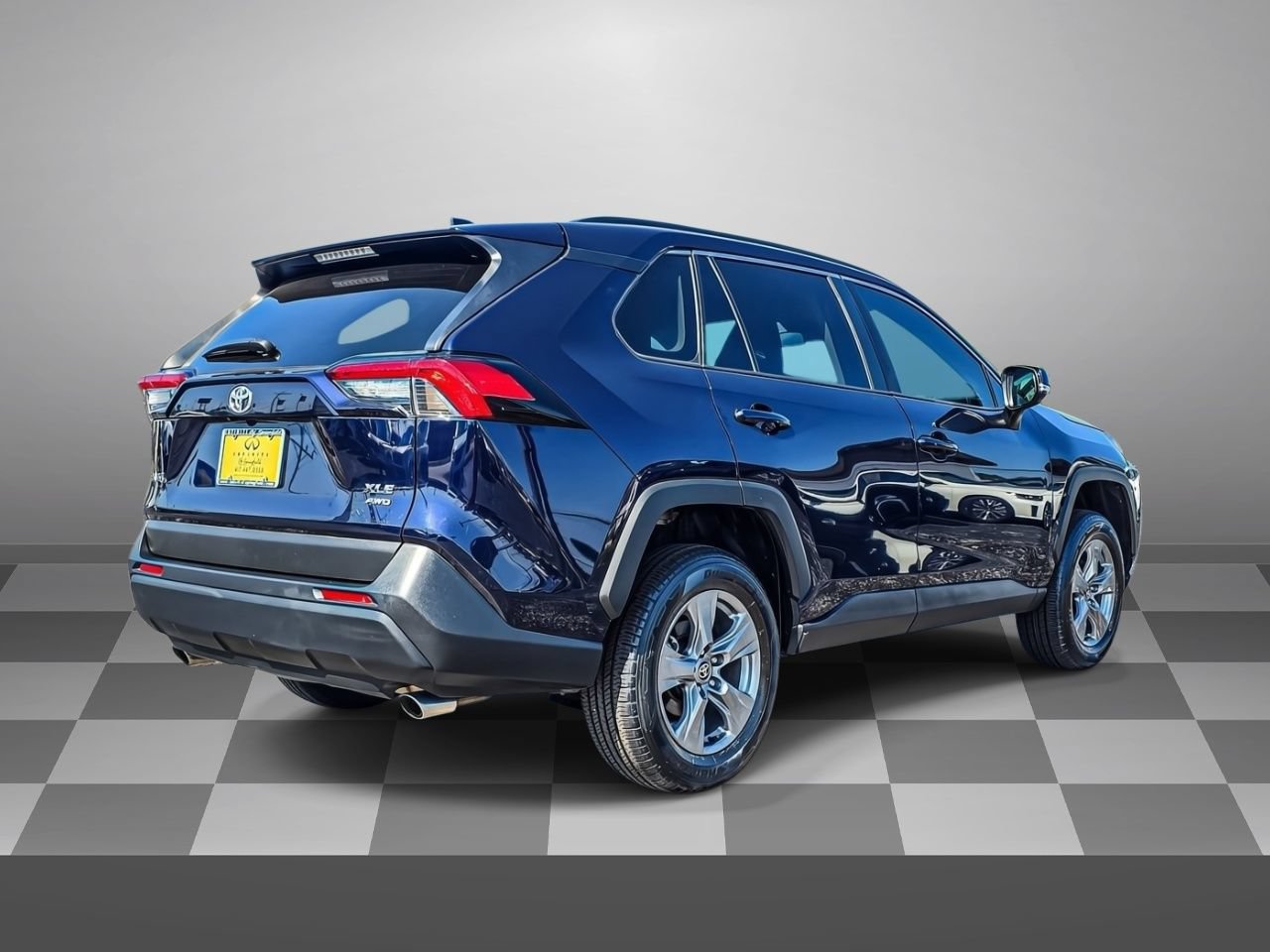 Used 2024 Toyota RAV4 XLE AWD/4WD image 6
