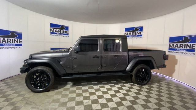 Used 2025 Jeep Gladiator Sport image 7