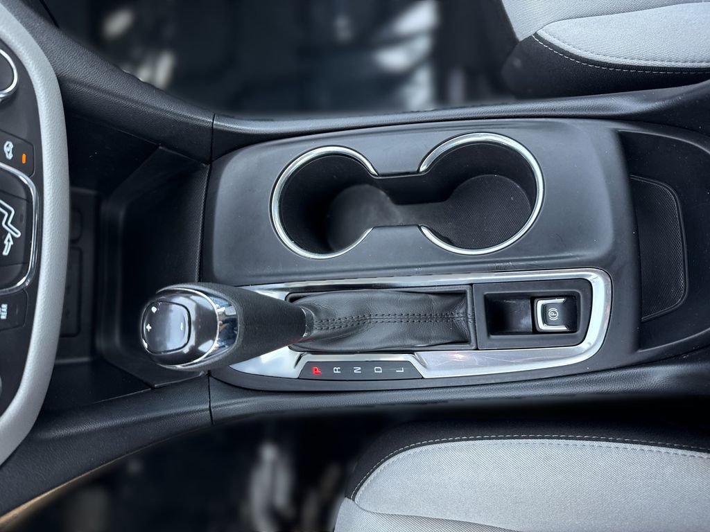 Used 2019 Chevrolet Equinox LS image 20