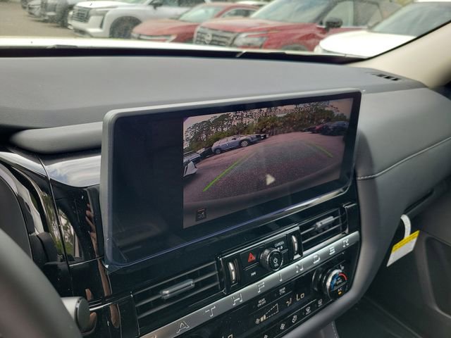 New 2026 Nissan Pathfinder SV image 16