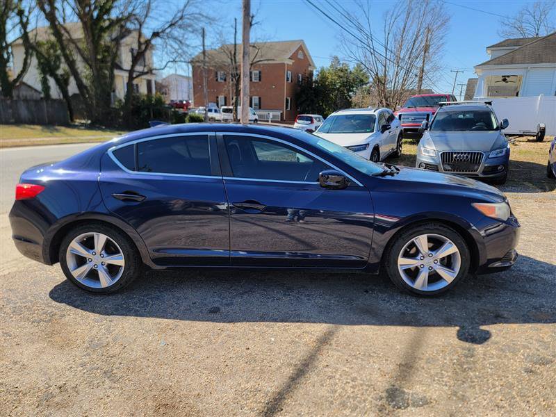 Used 2014 Acura ILX w/ Technology Package image 2