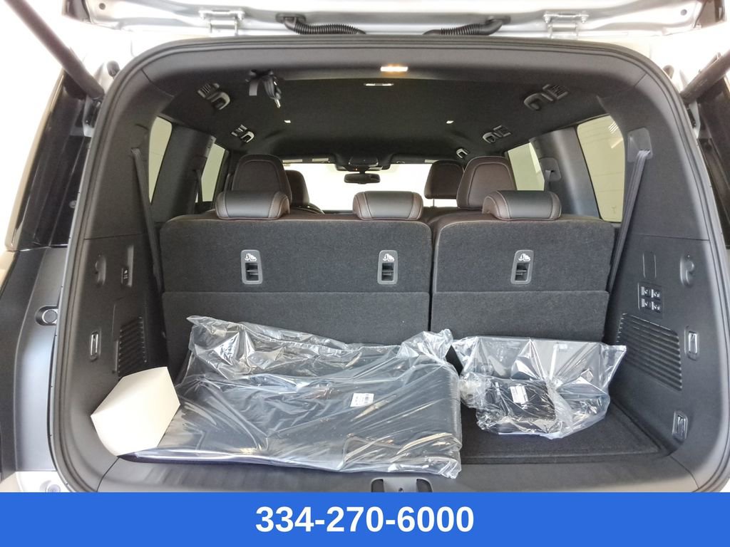 New 2026 Nissan Armada SL image 21