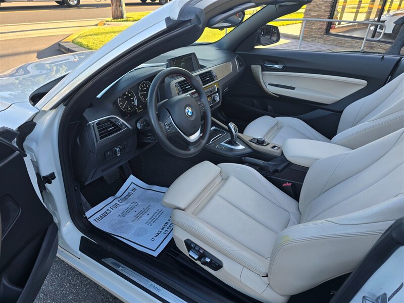 Used 2018 BMW 230i Convertible RWD image 10