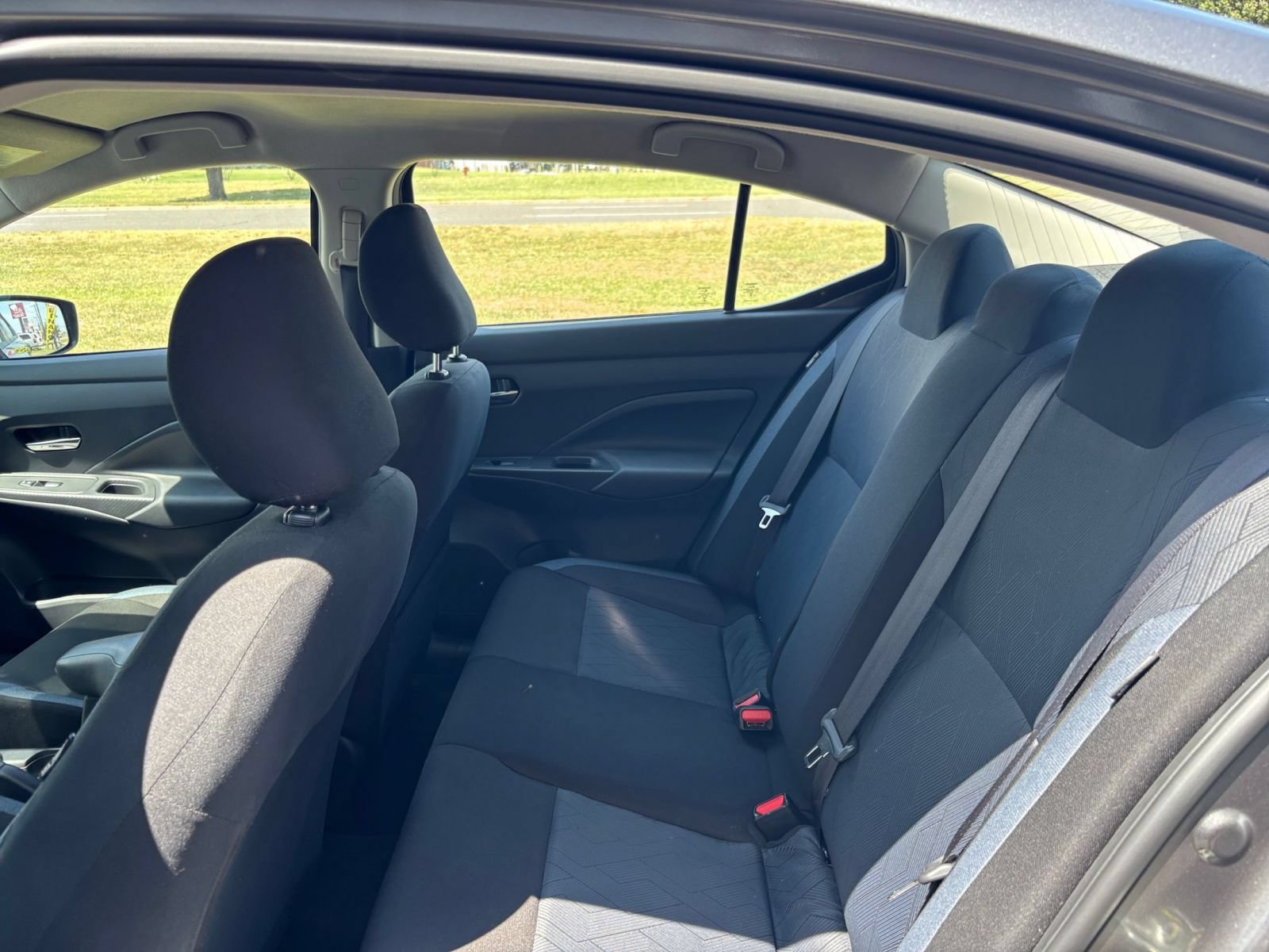 Used 2025 Nissan Versa SV FWD image 23