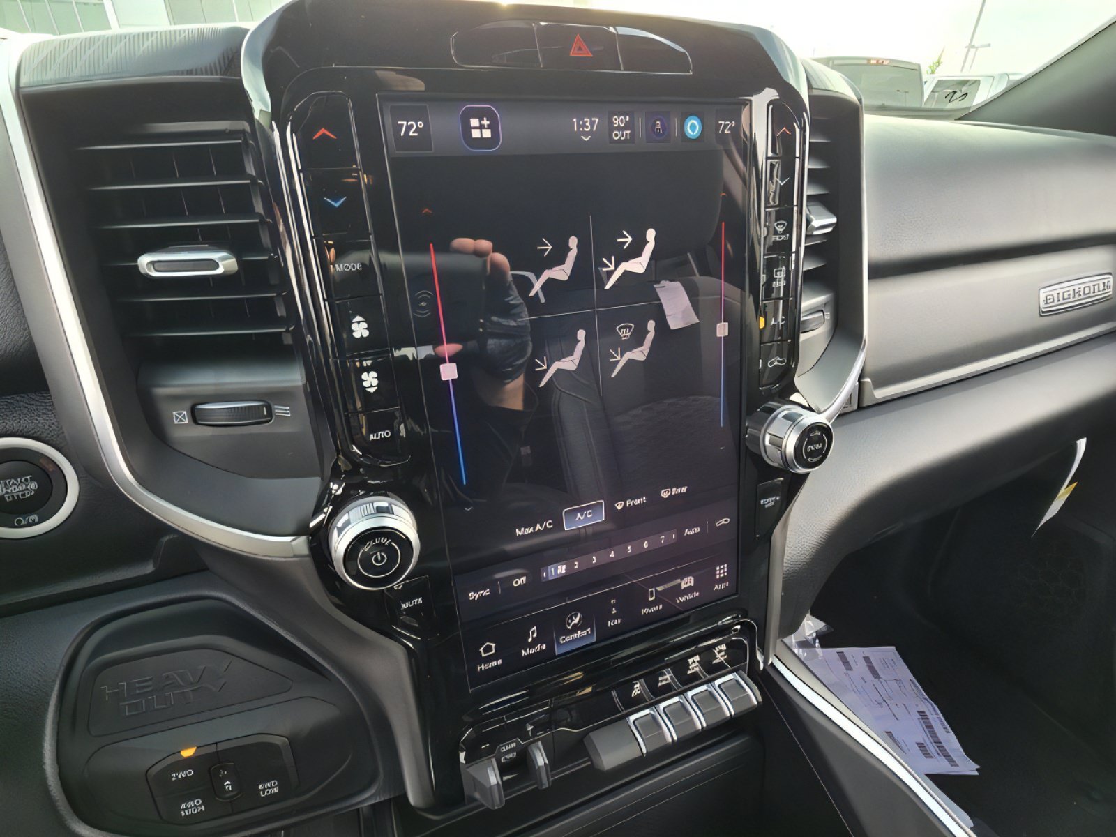 New 2026 RAM 2500 Big Horn AWD/4WD image 12