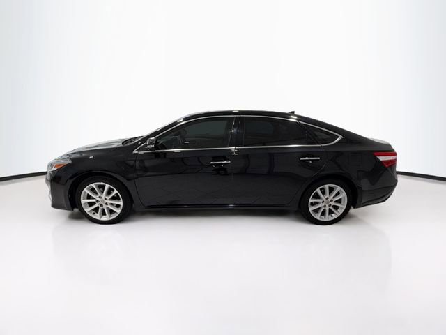 Used 2013 Toyota Avalon Limited image 4