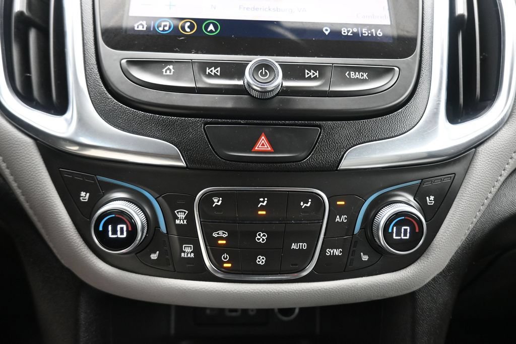 Used 2021 Chevrolet Equinox Premier FWD image 33